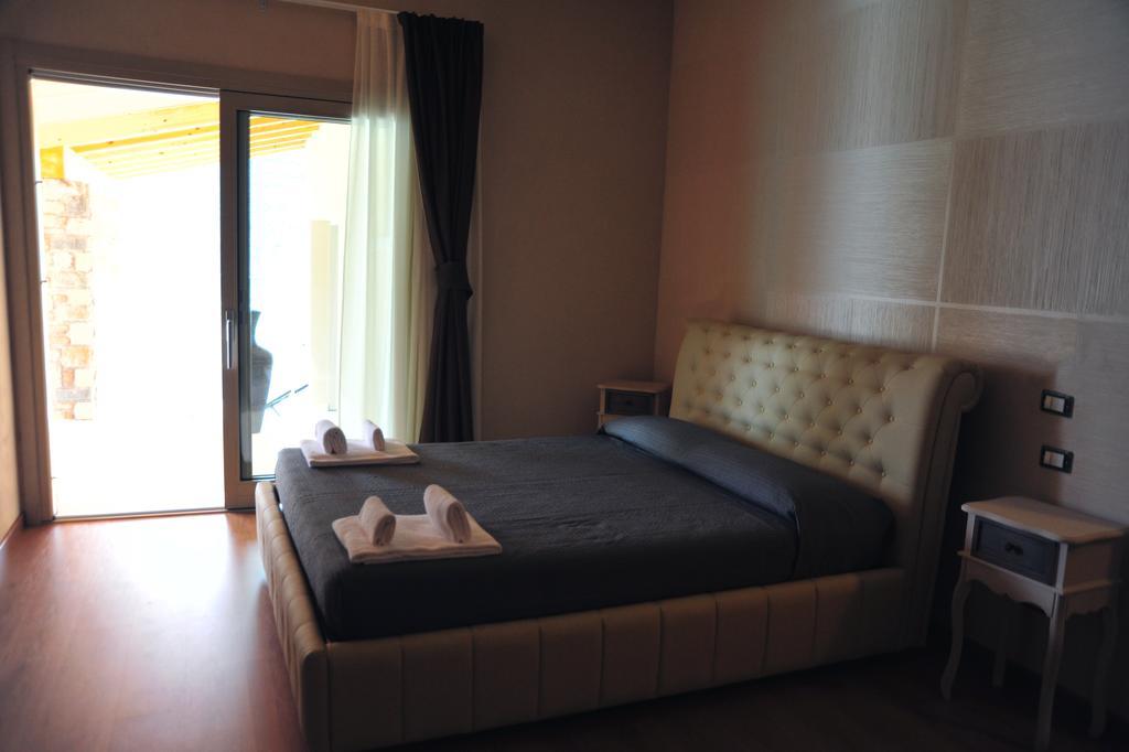 Agriturismo Le Fontane Sale Marasino Ruang foto
